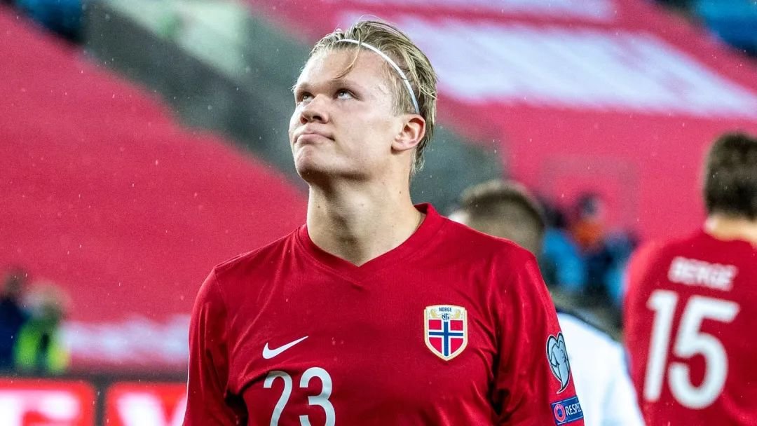 鼓励队内良 鼓励队内良